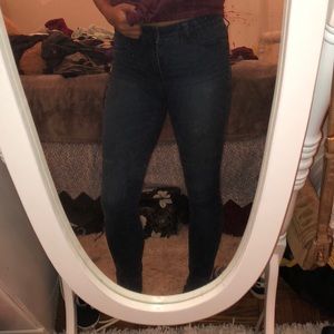 Dark skinny jegging
